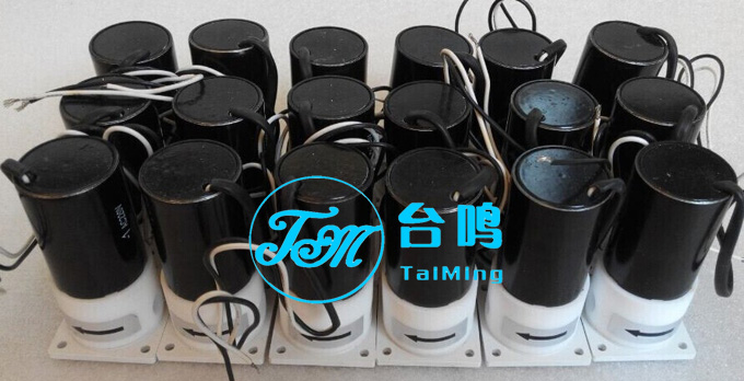 四氟两位两通电磁阀